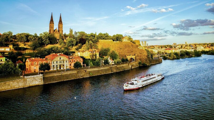 Prague: Vltava River Night Cruise with Buffet - Petřín Hill, Vyšehrad, and Rudolfinum