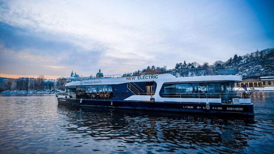 Prague: Vltava River Sightseeing Cruise - Choosing the best time for your cruise