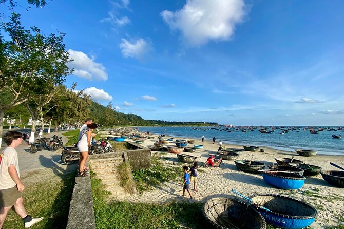 PRIAVATE DaNang CITY TOUR-FOOD TOUR-Sunset BOAT TRIP on Han river - A six-hour route from caves to city lights