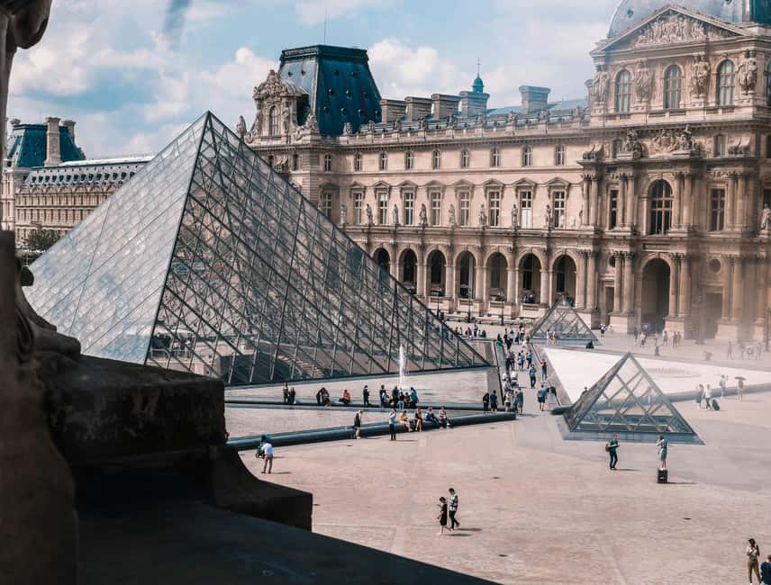 Private 5-Hour Paris Tour with Local Guide + Seine Cruise - Starting on Île de la Cité