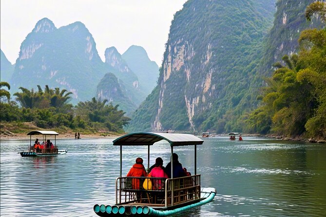 Private day tour :Guilin-LiRiver bamboo boat-Yangshuo Highlights - A full Guilin day from cave to river