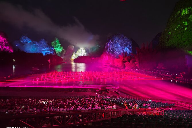 Private day tour :Guilin-LiRiver bamboo boat-Yangshuo Highlights - Impression Sanjie Liu turns the river into a theater