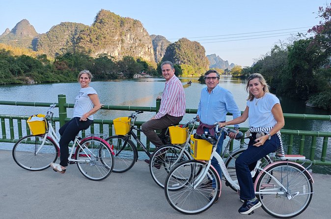 Private day tour :Guilin-LiRiver bamboo boat-Yangshuo Highlights - The real price of a $135 private tour