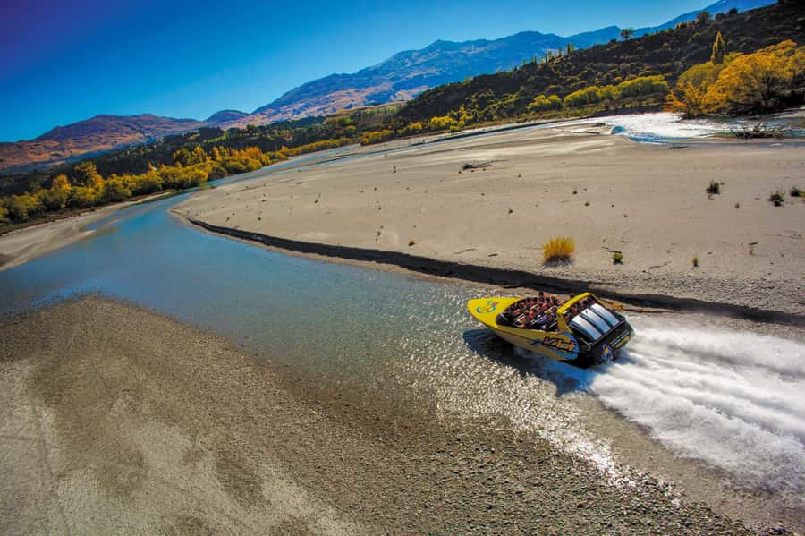 Queenstown: Shotover River and Kawarau River Jet Boat Ride - The Kawarau River brings the first tight turns