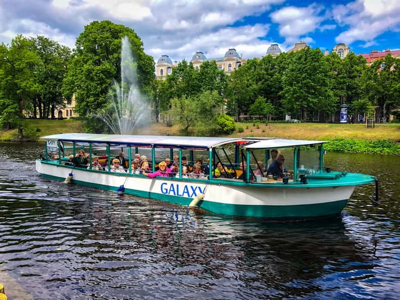 Riga: Canal Boat Sightseeing Tour With Audio guide - Key points to know before you book