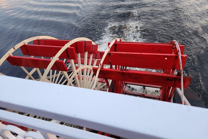Riverboat Sunset Cruise in St Cloud - Music, board games, and the onboard bar