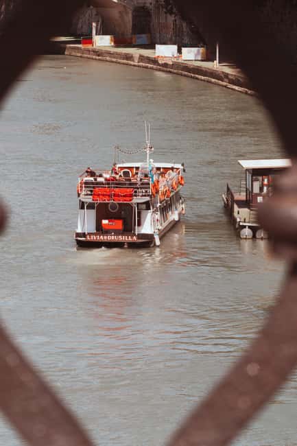 Rome: River Boat Tour with Aperitif - Key points to know