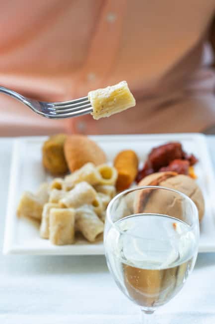 Rome: River Boat Tour with Aperitif - What the one-hour route actually shows