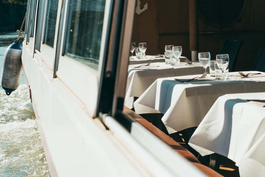 Rome: River Boat Tour with Aperitif - The upper deck is best for photos