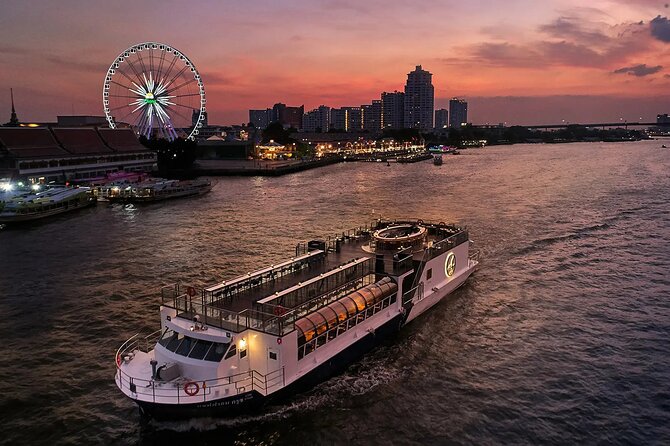 Saffron Luxury Dinner Cruise: A Journey on the River of Kings - Churches, Chinatown, and the Memorial Bridge