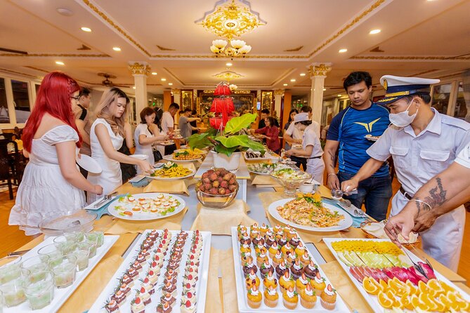 Saigon River Dinner Cruise: Buffet, Set Menu, Fine Dining (3hrs) - Who will get the most from this cruise