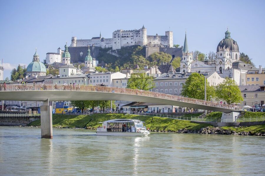 Salzburg: Boat Ride on the Salzach River - Boarding and settling in