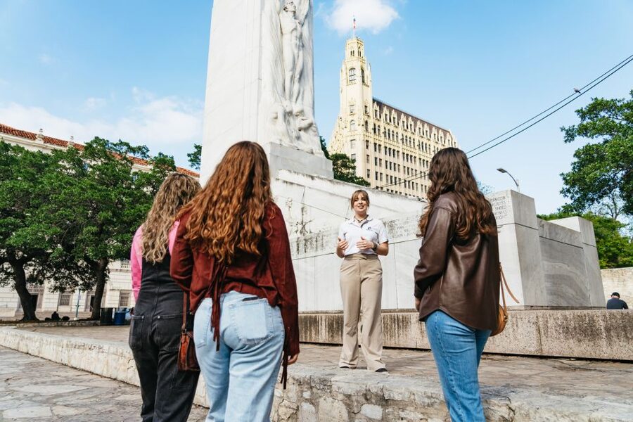 San Antonio: Premium Night Driving Tour with River Cruise - Why San Antonio works especially well after dark