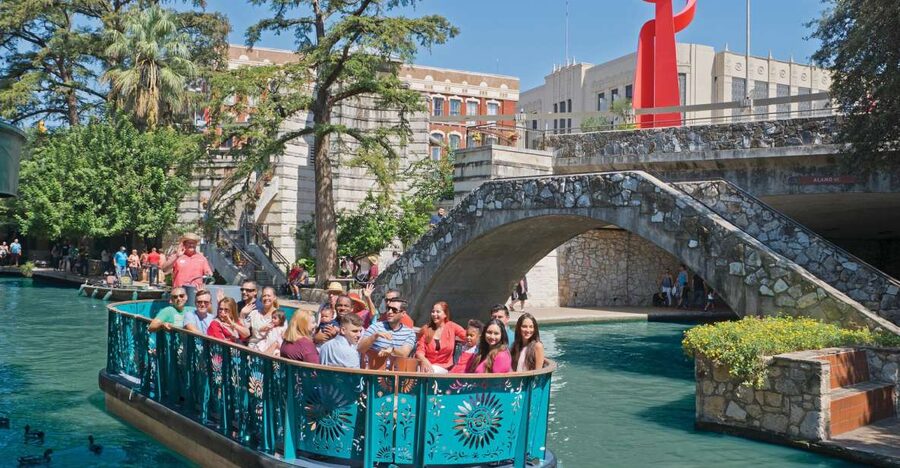 San Antonio: River Walk Cruise Ticket - Who will enjoy this cruise most