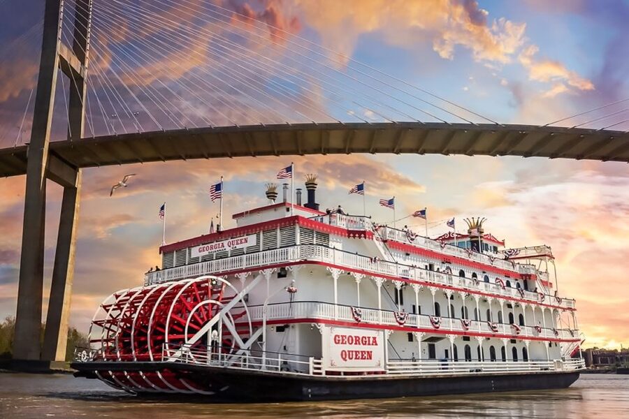 Savannah: Riverboat Sunset Cruise - Finding the best sunset seat