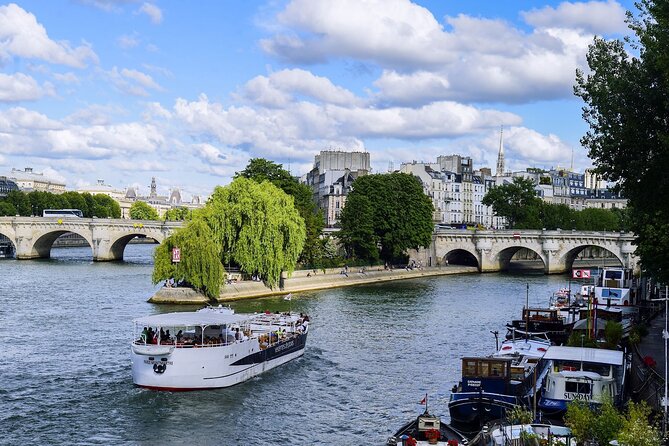 Seine River Guided Cruise by Vedettes de Paris - Paris bridges: Pont Alexandre III and Pont de la Concorde