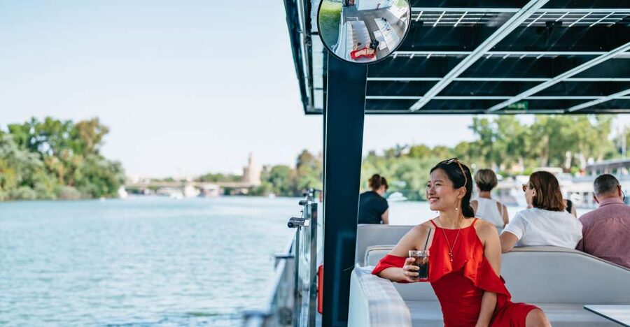 Seville: 1-Hour Guadalquivir River Sightseeing Eco Cruise - Triana, the Torre del Oro, and the Cathedral tower