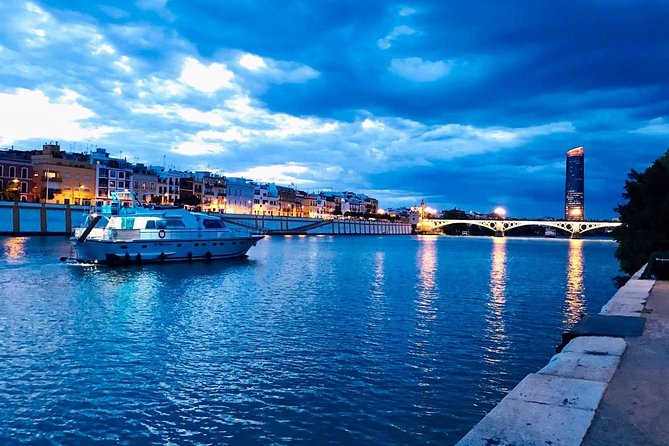 Seville: Cruise along the Guadalquivir River with appetizer - Choosing morning, afternoon, or evening