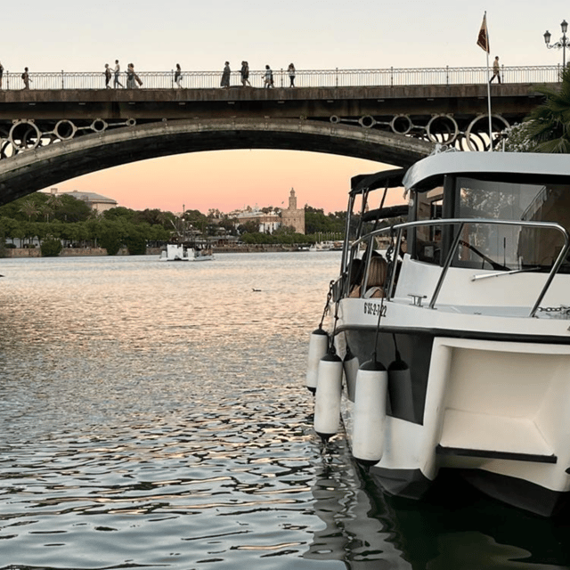 Seville: Guadalquivir River Boat Tour - Torre del Oro and the best early photo stop