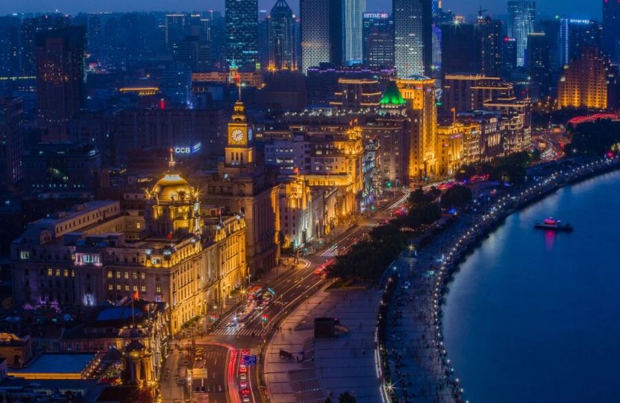 Shanghai: Night River Cruise Tour with Xinjiang Style Dining - Why the Huangpu River is Shanghai’s best night stage