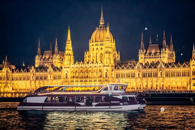 Sightseeing Cruise on the Danube with Audio Guide in Budapest - Batthyány Square and the return