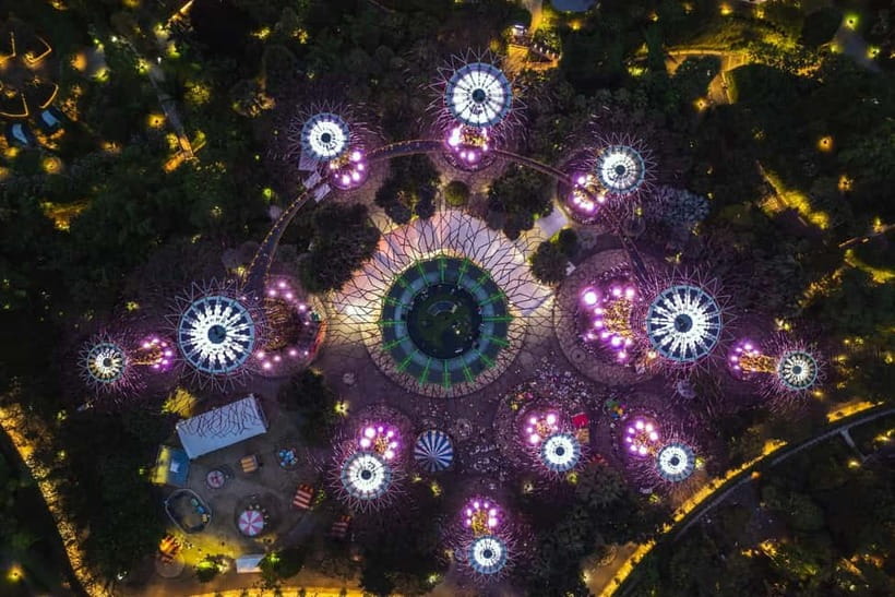 Singapore River Cruise, Garden Rhapsody & Spectra by CYT - Walking, mobility, and family considerations