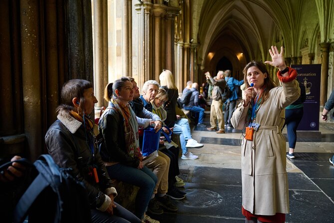 Skip the Line Tower of London & Westminster Tour and River Cruise - How the walking and group size affect the day