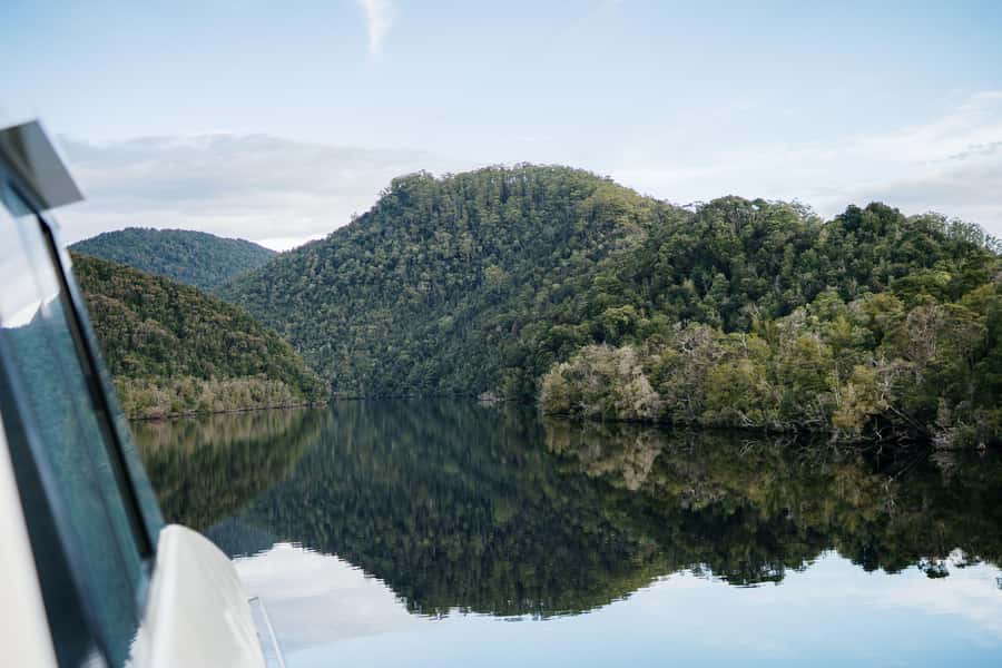 Strahan: World Heritage Cruise on Gordon River with Lunch - Entering the Gordon River rainforest