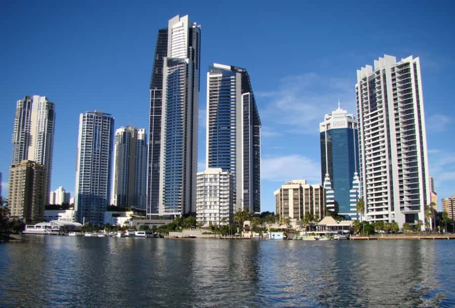Surfers Paradise: Sightseeing Midday River and Canal Cruise - Commentary from local captains and guides