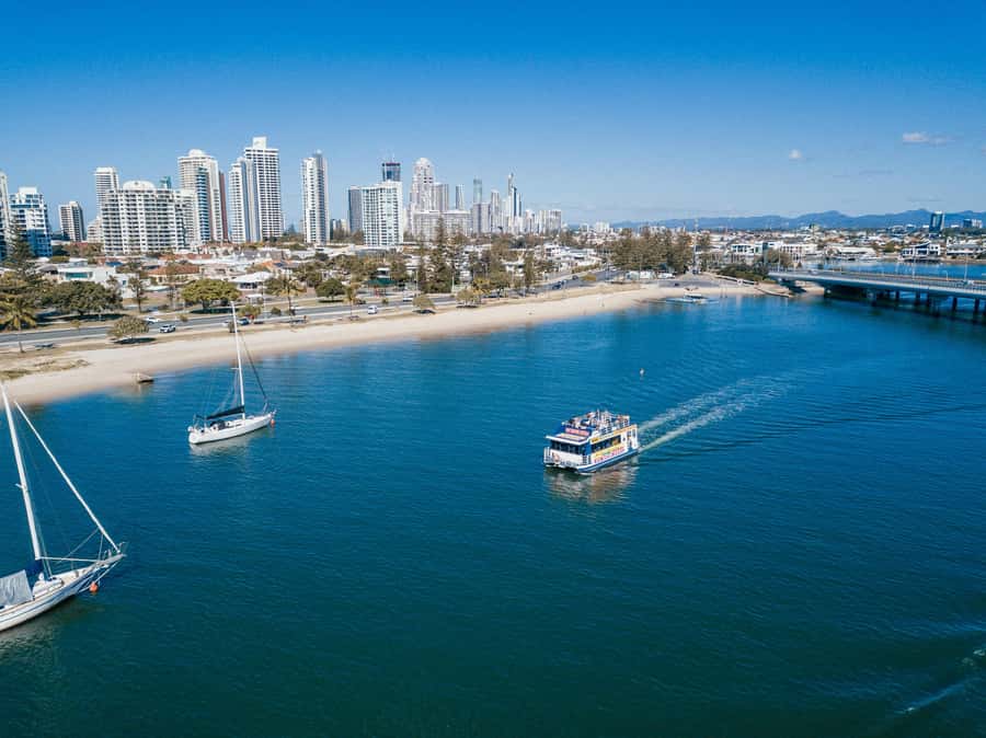 Surfers Paradise: Sightseeing Morning River and Canal Cruise - The first 45 minutes around Surfers Paradise