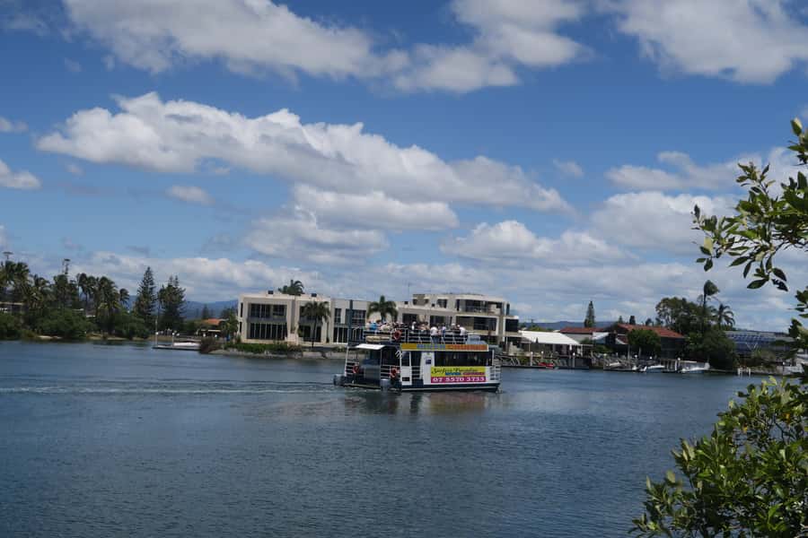 Surfers Paradise: Sightseeing Morning River and Canal Cruise - Morning tea: pleasant, light and not a full breakfast