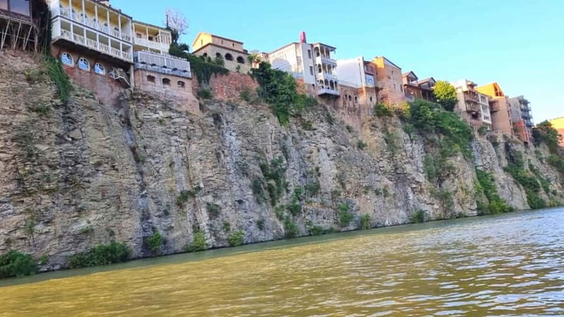 Tbilisi: River Sightseeing Boat Ride with Welcome Drink - Key points to know before booking