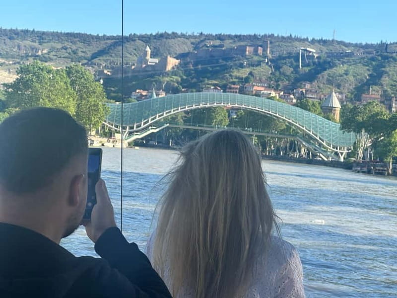 Tbilisi: River Sightseeing Boat Ride with Welcome Drink - Seeing Tbilisi from the Mtkvari River