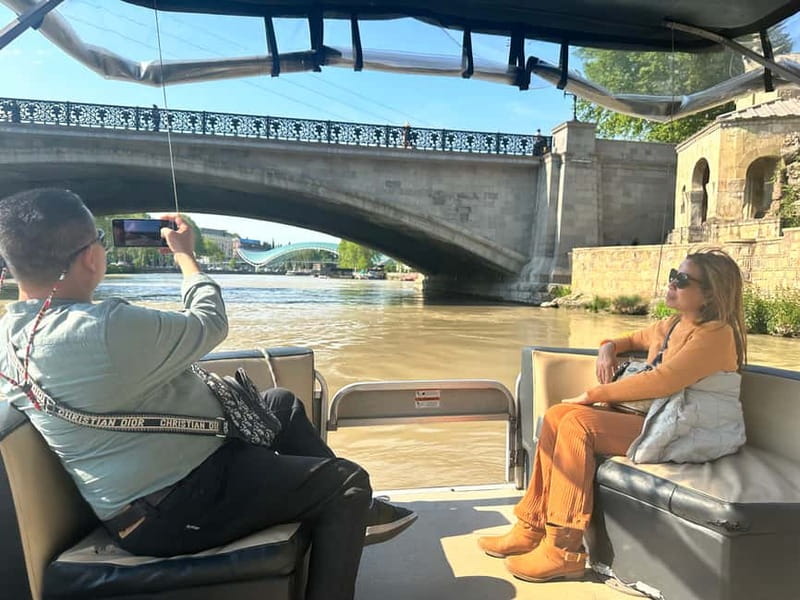 Tbilisi: River Sightseeing Boat Ride with Welcome Drink - Who will enjoy this boat ride?