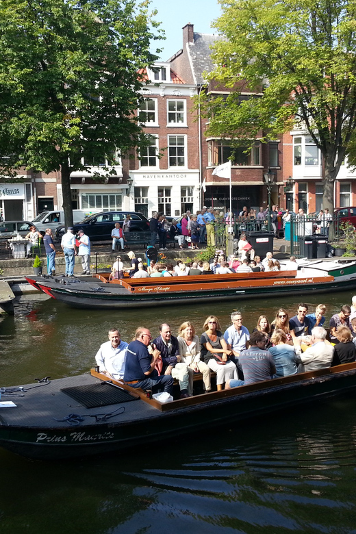The Hague: City Canal Cruise - Is $17 a good value?