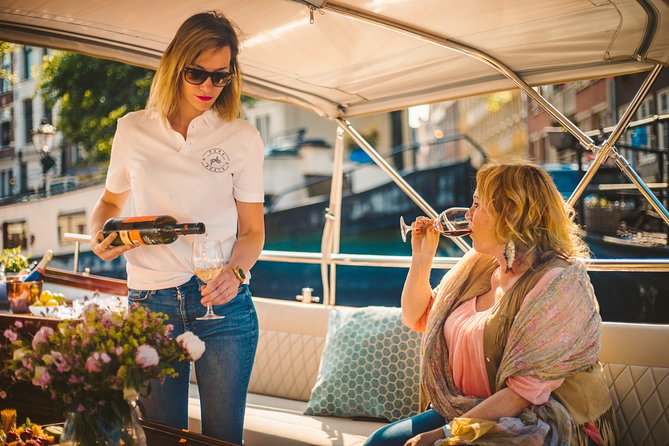 The Ultimate Amsterdam Canal Cruise - 2hr - Small Group with Drinks & Snacks - Open bar and snacks during the ride