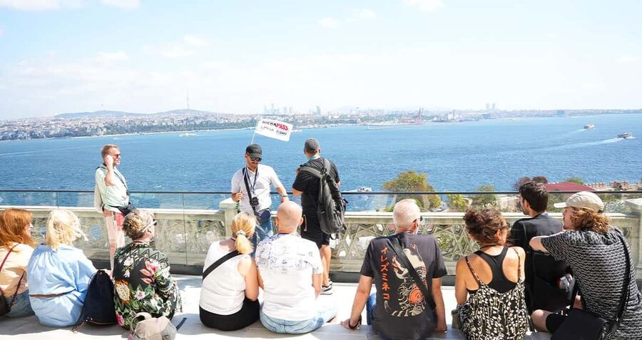 Topkapi Palace & Harem Tour + Bosphorus & Golden Horn Cruise - Choosing between the palace and cruise times