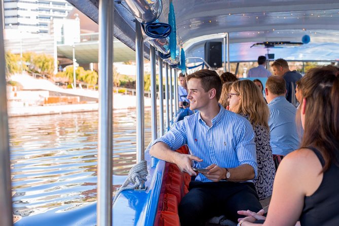 Torrens River Cruise in Adelaide - A gentle start on the Torrens River