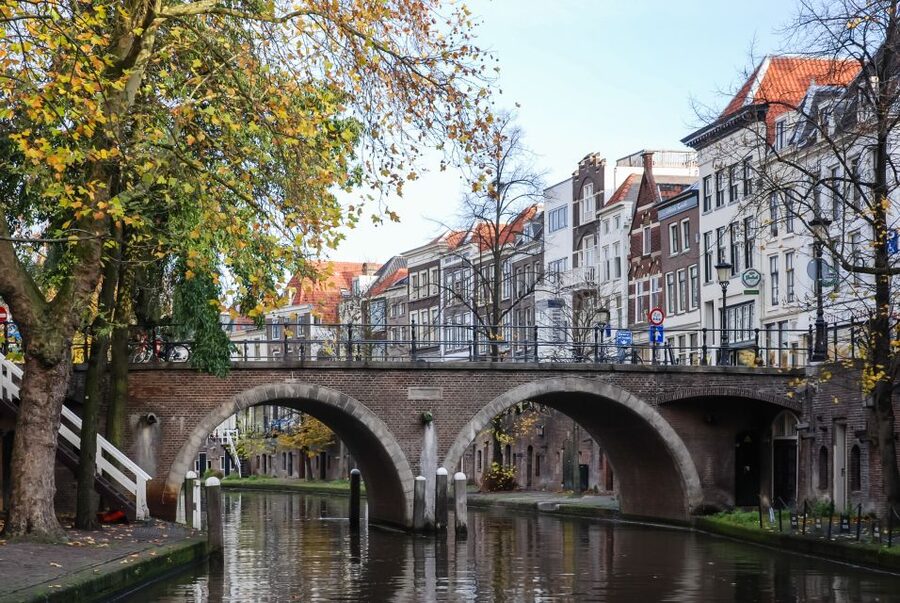 Utrecht: City Canal Cruise - The first half hour on the Old Canal