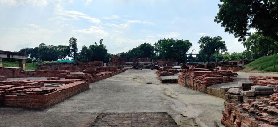 Varanasi & Sarnath: Full-Day Tour with Ganges Boat Ride - Who should book this Varanasi day tour