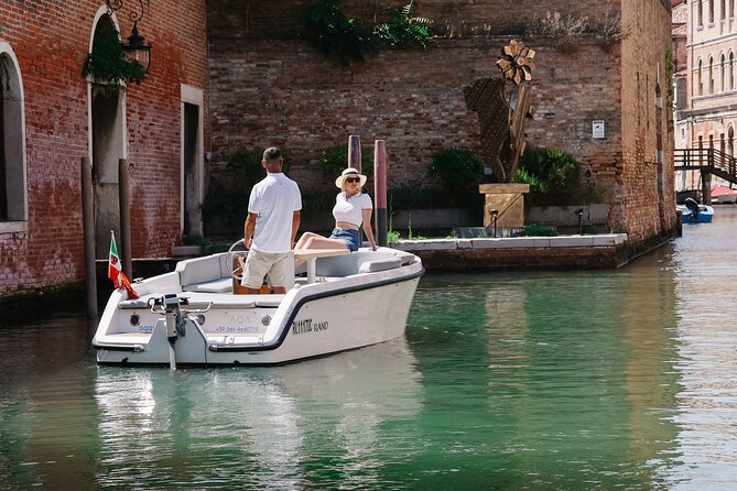Venice: The Hidden Canals on an Electric Boat - Timing, weather, and possible disruptions