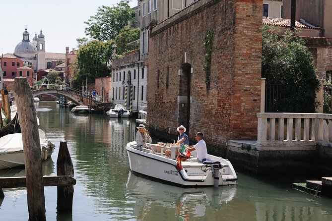 Venice: The Hidden Canals on an Electric Boat - Who will enjoy this Venice canal cruise?