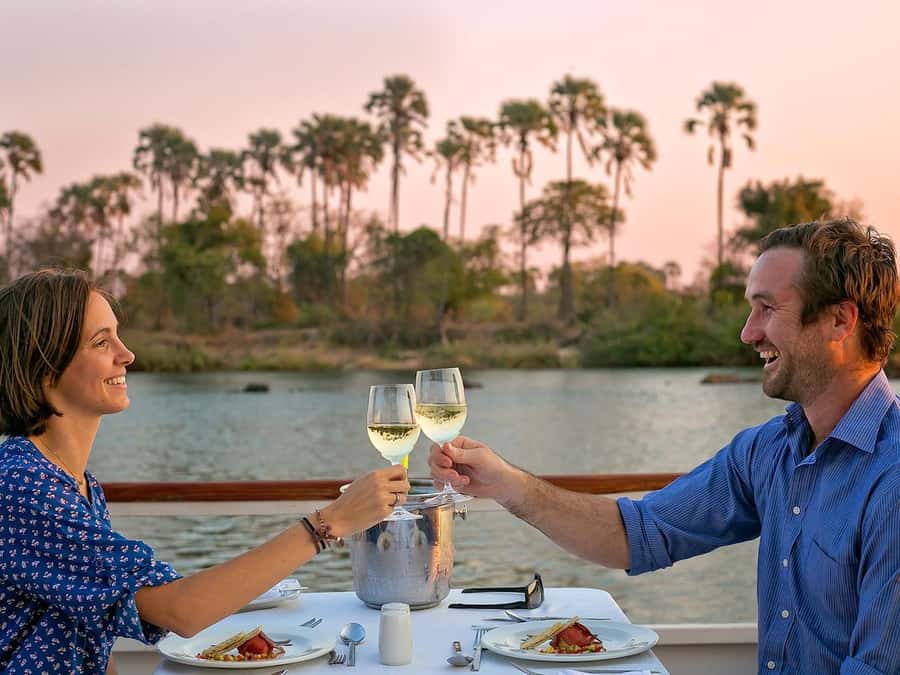 Victoria Falls: Dinner Cruise on the Zambezi River - Who should book this cruise?