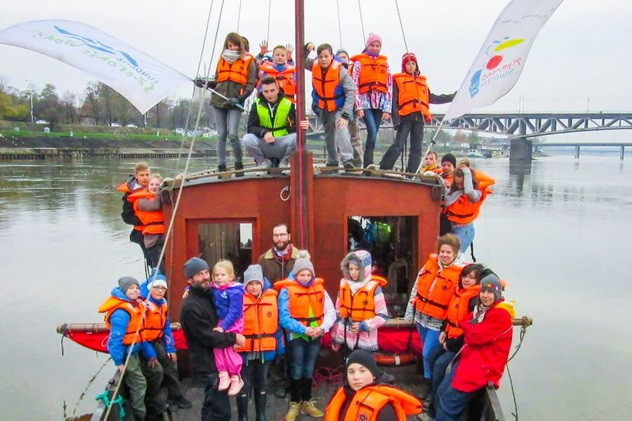 Warsaw: Traditional Galar Cruise on The Vistula River - From Most Poniatowskiego to the Warsaw skyline