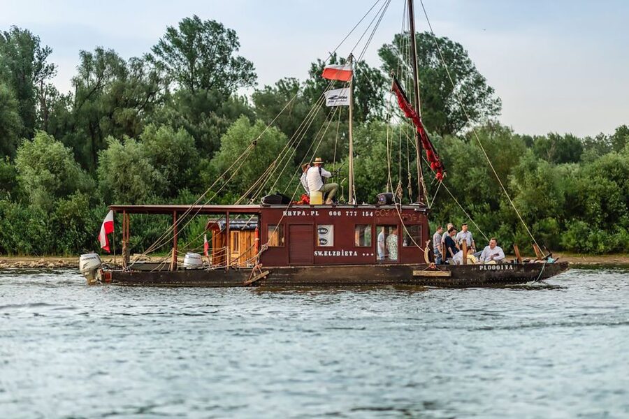 Warsaw: Traditional Galar Cruise on The Vistula River - Poniatówka, Praga, and the river’s quieter side