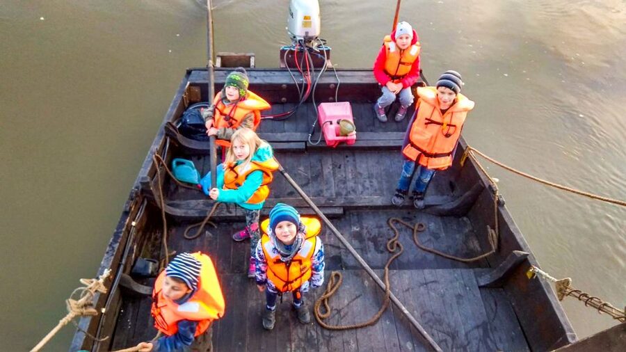 Warsaw: Traditional Galar Cruise on The Vistula River - The Copernicus Science Center and the Warsaw Mermaid