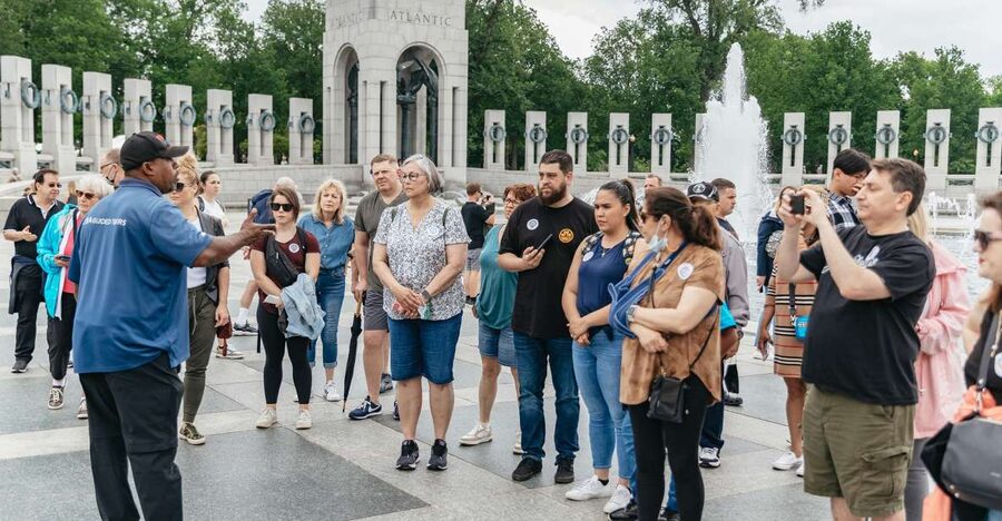 Washington, DC: Full-Day Tour with a Scenic River Cruise - The Capitol and the White House